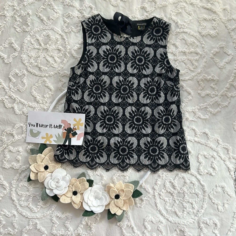 Black and gray lace Banana Republic blouse with grosgrain tie. Size S